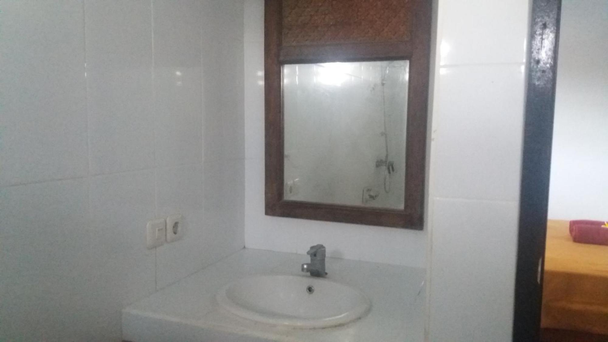 Mawar Homestay Canggu Eksteriør bilde